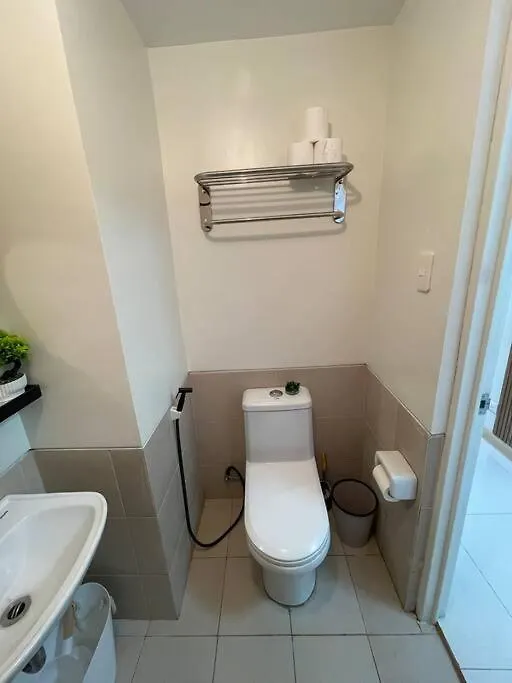 公寓 Budget Family Limited Offer Max 8 Persons Condo Unit Center Davao City